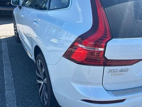 Used 2023 Volvo XC60 B5 Ultimate w/ Climate Package AWD/4WD image 8