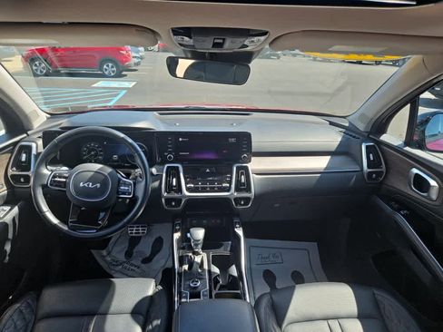 Used 2022 Kia Sorento SX Prestige AWD/4WD image 16