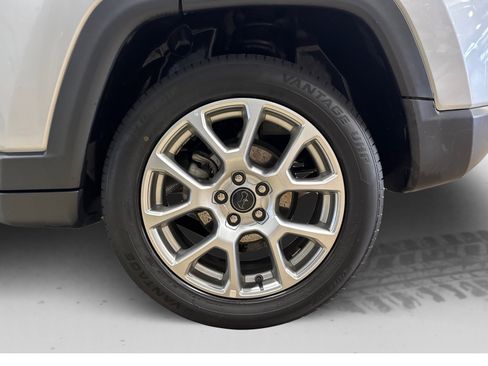 Used 2025 Jeep Compass Limited AWD/4WD image 48