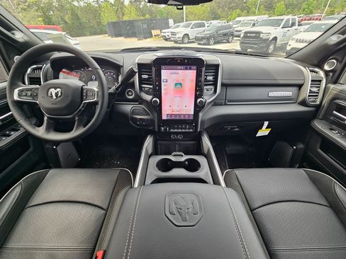 New 2026 RAM 4500 4x4 Crew Cab DRW w/ Laramie Trim Package image 9