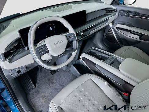New 2026 Kia EV9 Wind AWD/4WD image 6