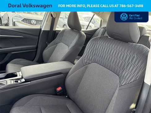 Used 2025 Toyota Camry LE image 14