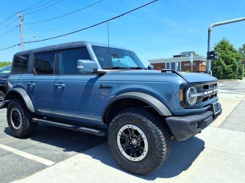Used 2023 Ford Bronco Outer Banks w/ Sasquatch Package AWD/4WD image 4