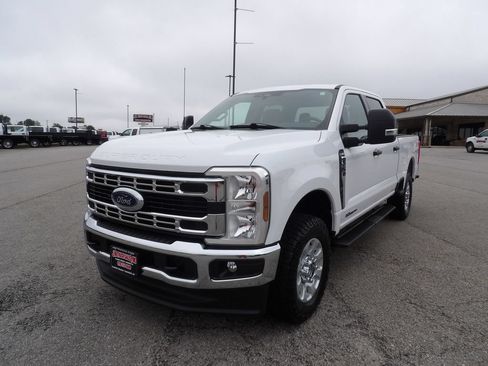 Used 2024 Ford F250 XLT w/ FX4 Off-Road Package AWD/4WD image 58