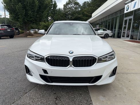 Used 2025 BMW 330i Sedan RWD image 3