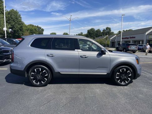 Used 2023 Kia Telluride SX AWD/4WD image 9