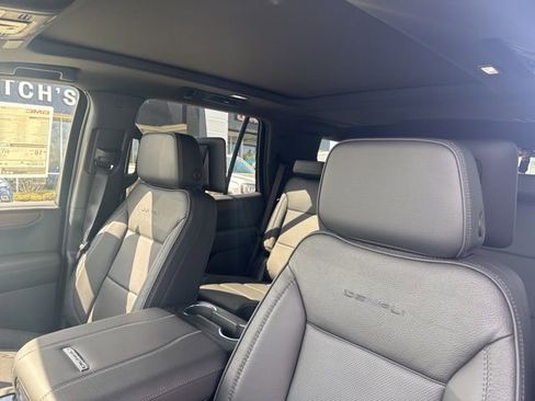 New 2026 GMC Yukon Denali AWD/4WD image 12
