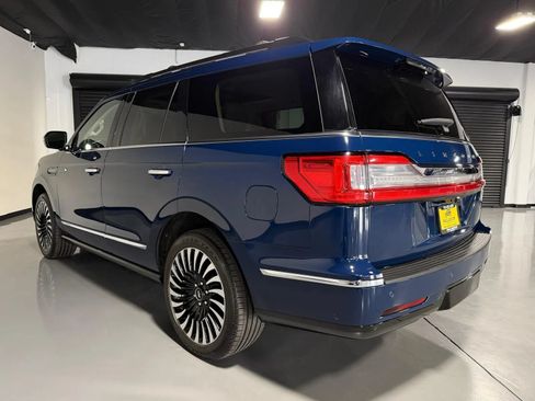 Used 2019 Lincoln Navigator Black Label w/ Cargo Package AWD/4WD image 6