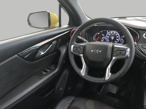 Certified 2022 Chevrolet Blazer RS w/ Enhanced Convenience Package image 4