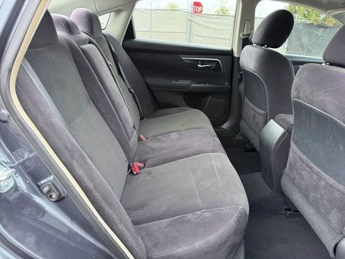 Used 2013 Nissan Altima 2.5 S FWD image 20
