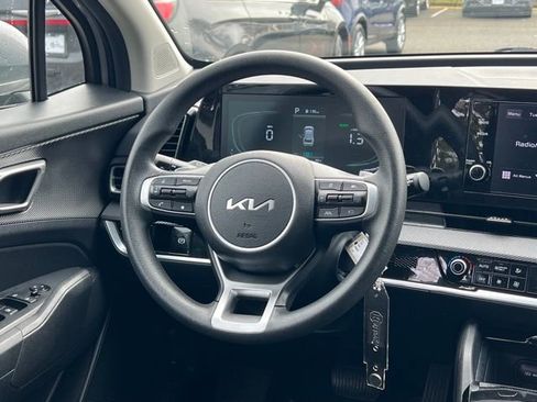 Certified 2023 Kia Sportage LX image 14