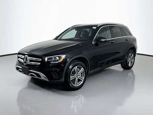 Used 2022 Mercedes-Benz GLC 300 4MATIC image 4
