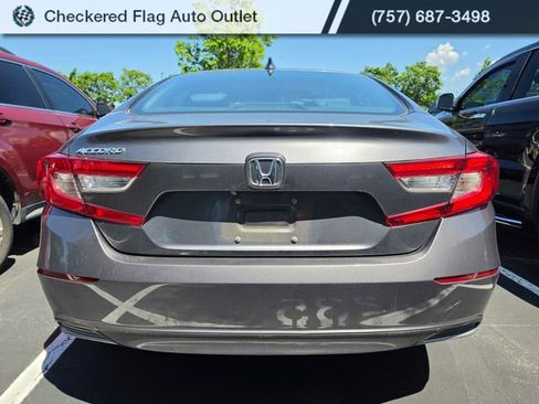 Used 2018 Honda Accord EX image 5