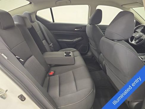 Used 2019 Nissan Altima 2.5 S FWD image 12