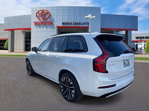 Used 2026 Volvo XC90 B6 Ultra w/ Lounge Package image 6