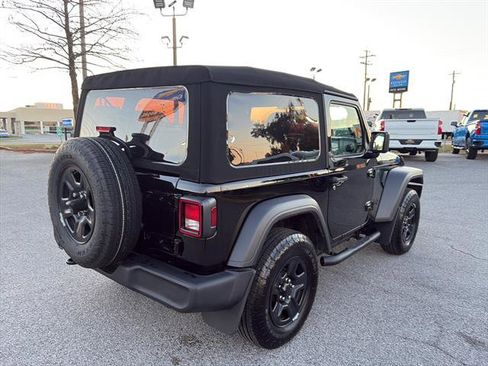 Used 2024 Jeep Wrangler Sport image 7