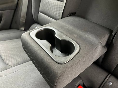 Used 2025 Chevrolet Malibu LT FWD image 19