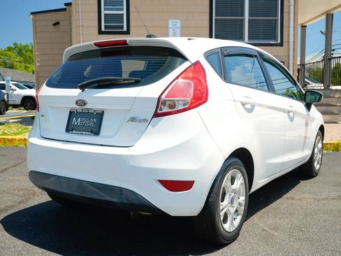 Used 2016 Ford Fiesta SE FWD image 5