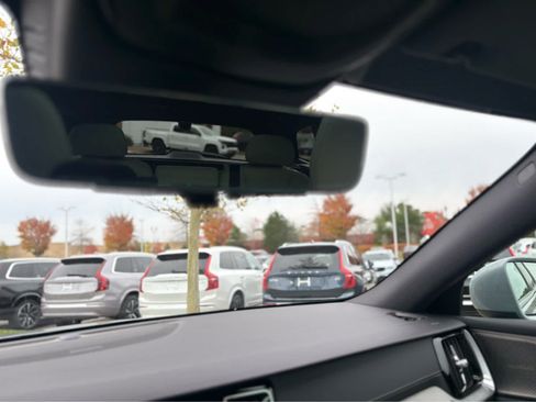 New 2026 Volvo V60 B5 Cross Country Ultra w/ Protection Package Premier AWD/4WD image 16