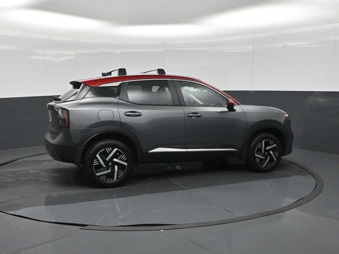 Used 2026 Nissan Kicks SV w/ Interior Electronics Package FWD image 9