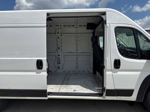 Used 2025 RAM ProMaster 3500 w/ Convenience Group FWD image 10