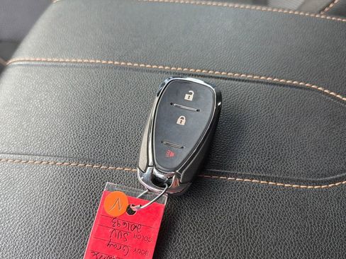 Used 2021 Chevrolet Traverse LS image 30