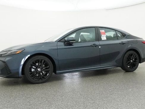 New 2026 Toyota Camry SE image 18