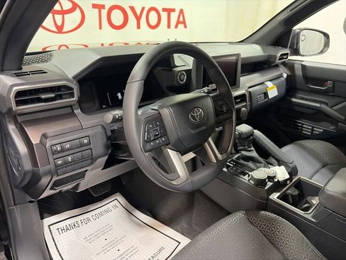 Used 2026 Toyota 4Runner SR5 AWD/4WD image 26