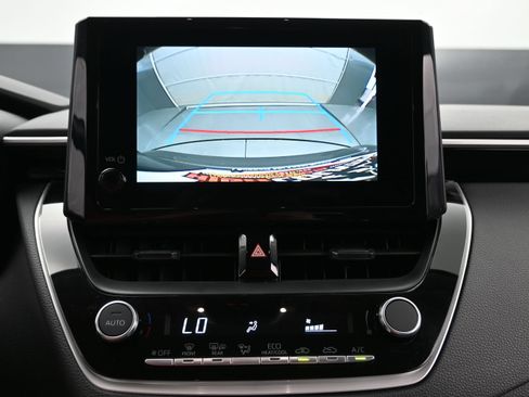 Used 2026 Toyota Corolla LE FWD image 17