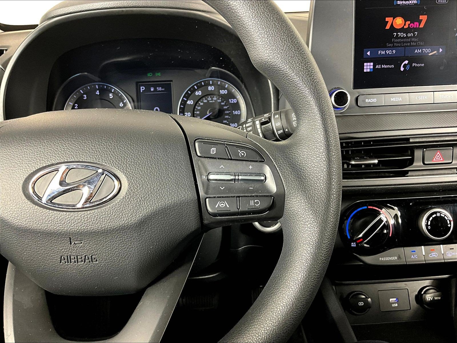 Used 2023 Hyundai Kona SEL FWD image 11