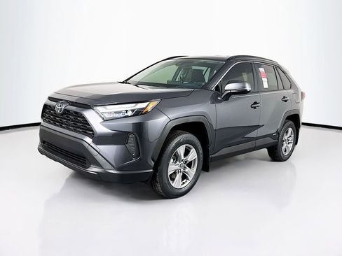 New 2025 Toyota RAV4 XLE image 3
