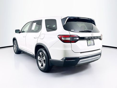Used 2023 Honda Pilot EX-L image 5