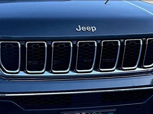 Used 2022 Jeep Grand Cherokee L Overland image 29