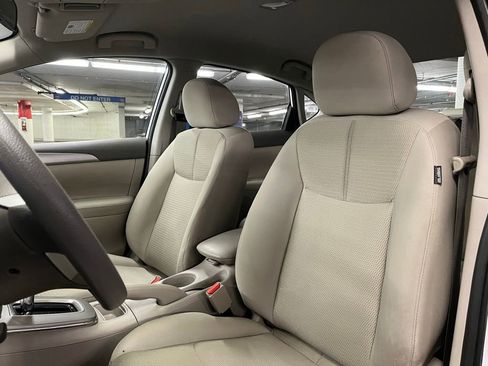 Used 2014 Nissan Sentra S image 13