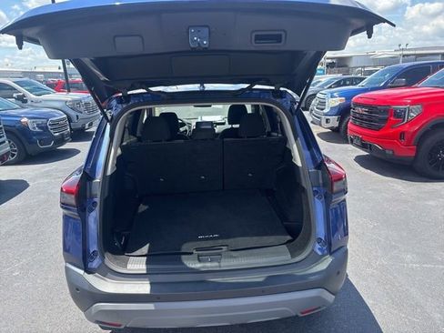 Used 2023 Nissan Rogue SV AWD/4WD image 8