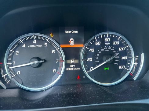 Used 2017 Acura TLX w/ Technology Package FWD image 8