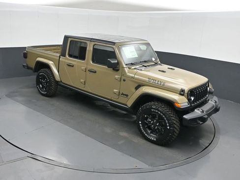 New 2026 Jeep Gladiator Willys image 27