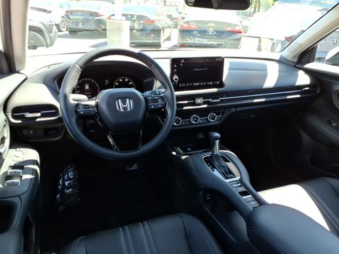 Certified 2024 Honda HR-V EX-L image 6