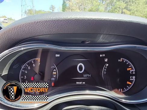 Certified 2022 Jeep Grand Cherokee Laredo X image 11