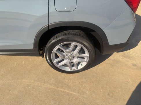 Used 2024 Honda Passport EX-L image 32