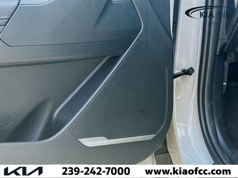 New 2026 Kia Sportage EX image 23