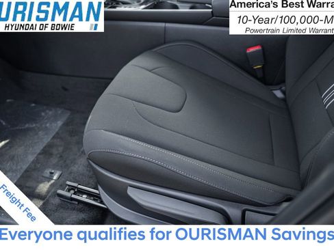 New 2025 Hyundai Elantra SEL image 23