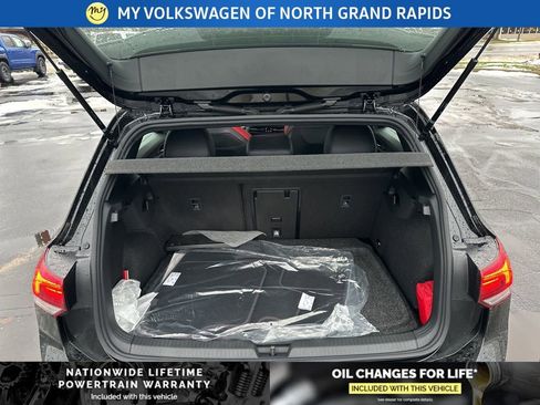 New 2026 Volkswagen GTI SE FWD image 26
