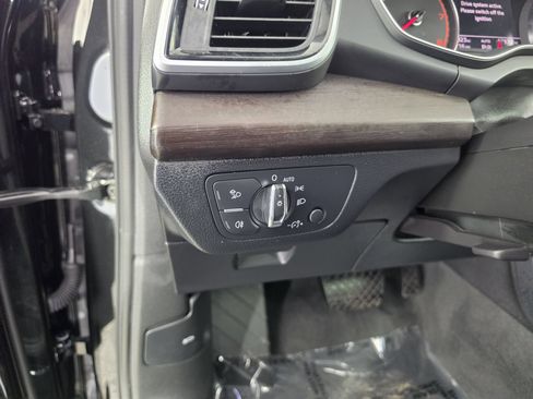 Certified 2024 Audi Q5 2.0T Premium AWD/4WD image 21