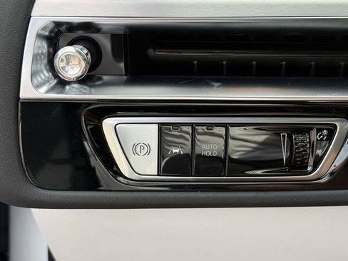 New 2025 Cadillac Lyriq Luxury image 20