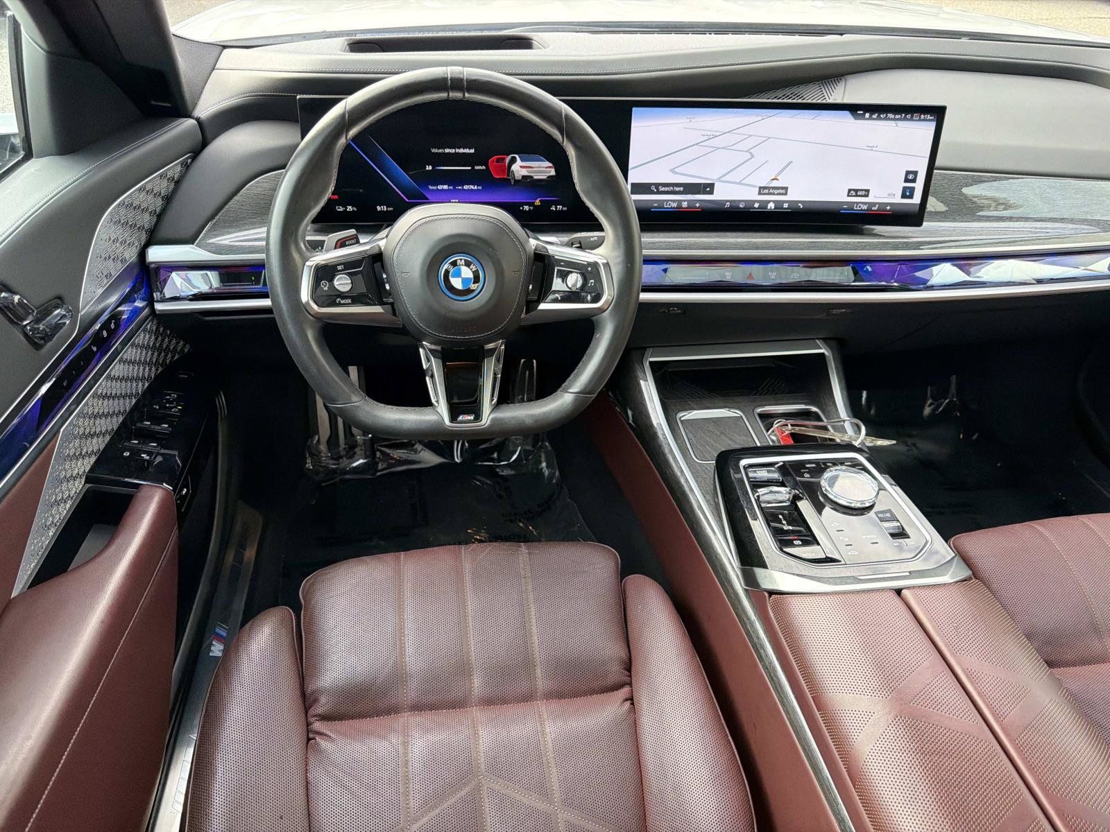 Used 2023 BMW i7 xDrive60 AWD/4WD image 7