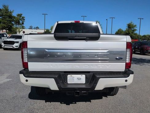 Used 2017 Ford F250 Platinum w/ Platinum Ultimate Package AWD/4WD image 6