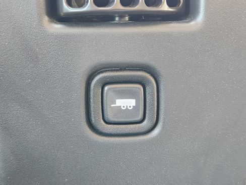 New 2025 Chevrolet Express 3500 w/ Power Convenience Package image 21