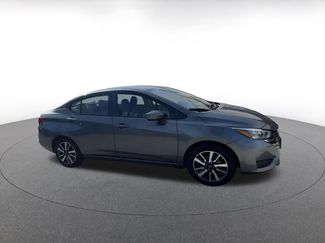 Used 2025 Nissan Versa SV video 2