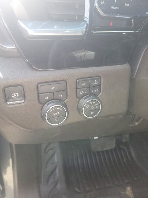 Used 2026 Chevrolet Silverado 3500 LT w/ Convenience Package AWD/4WD image 15